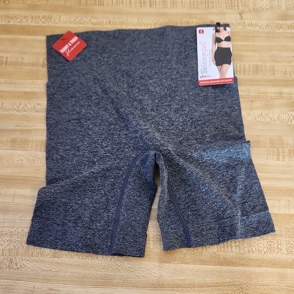 SKINNYGIRL Smoothers & Shapers, size S